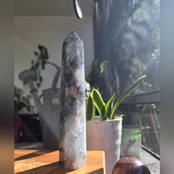 Large Blue Moss Agate Druzy Tower - Picture 15 of 16